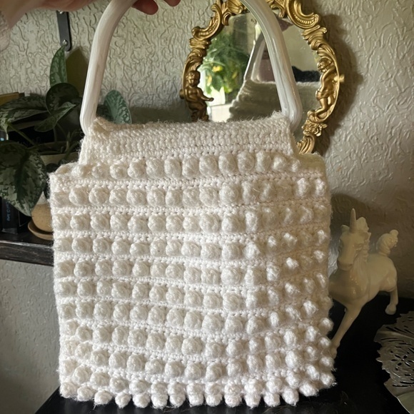 5/$75 Vintage 60s 70s handcrafted knit large white acrylic resin handbag - Picture 1 of 8